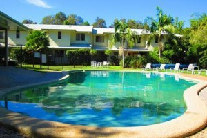 Byron Lakeside Apartments Image