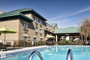Cabot Lodge Gainesville voted 5th best hotel in Gainesville