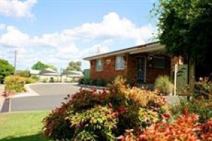 Cadman Motor Inn Image