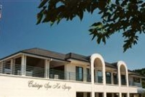 Calistoga Spa Hot Springs Image