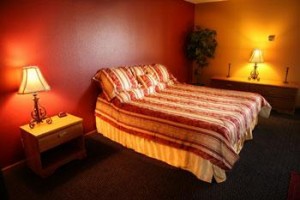 Camelot Inn and Suites Image