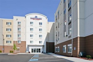 Candlewood Suites - Portland Airport Image