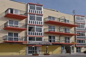 Canifor Court Hotel Apartments Image