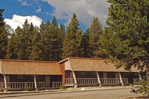 Canyon Lodge and Cabins voted 5th best hotel in Yellowstone National Park