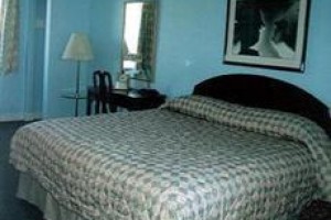 Cape Cod Inn Image