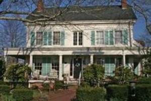 Captain Farris House Cape Cod Image