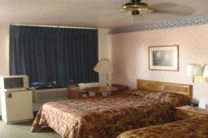 Carlsbad Inn Image