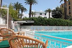 Carlton International Hotel Image