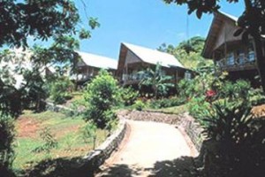 Carolines Resort Image