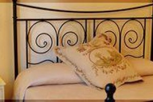 Casa Lilla Bed & Breakfast and Holiday Apartment Image