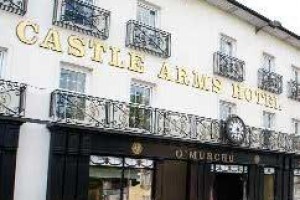 Castle Arms Hotel Image