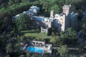 Castle on the Hudson voted 3rd best hotel in Tarrytown
