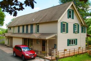 Catskill Maison Bed and Breakfast voted  best hotel in Ashland 