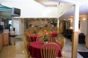 Cedars Inn Hotel Image