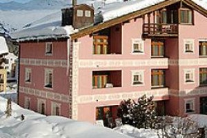 Cervus Hotel St. Moritz Image