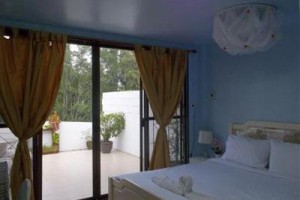 Cha-Am Seaside Hotel Image