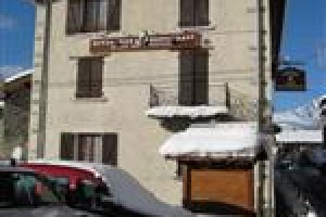 Chalet et Hotel La Tarine Image