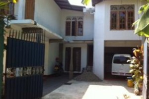 Charlot Home Stay Guest House Bentota Image