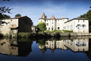 Chateau des Martinanches voted  best hotel in Saint-Dier-d'Auvergne