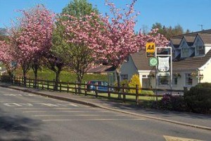 Cherrybrook Country Home Image