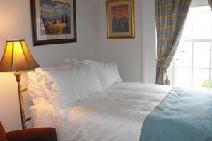 Chipman Hill Suites Image