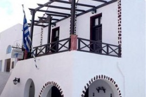 Christos Apartments Oia (Greece) Image
