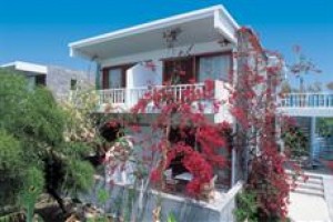 Hotel Chronis voted 7th best hotel in Milos
