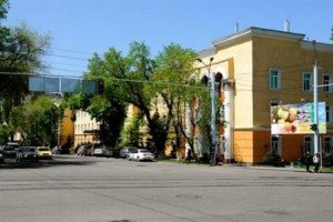 City Hotel Tien Shan Image