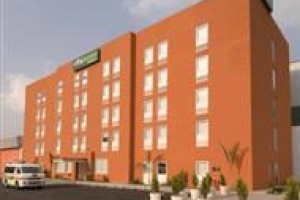 City Junior Toluca voted  best hotel in San Mateo Atenco