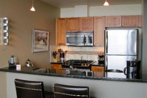 City Life Suites Apartments Victoria Image