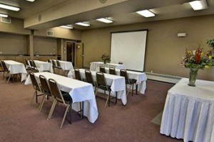 Clarion Suites Downtown Image