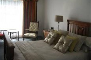Club Africa & Jubilee Guest Lodge Kempton Park Image