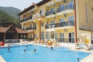 Club Tokmak Apartments Image