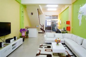 Colorful Taiwan Hostel Image