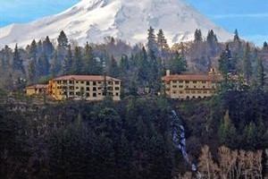Columbia Cliff Villas Hotel voted 3rd best hotel in Hood River