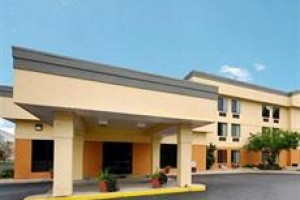 Comfort Inn Alton voted 2nd best hotel in Alton