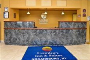 Comfort Inn & Suites adj to Akwesasne Mohawk Casino voted  best hotel in Hogansburg