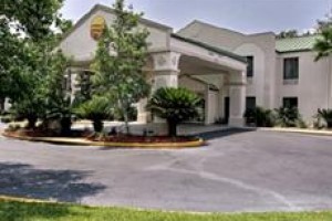 Comfort Inn Darien Image