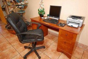 Comfort Inn at Round Mountain Pk. Image