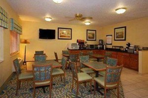 Manitowoc Comfort Inn Image