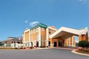 Comfort Inn Newnan voted 6th best hotel in Newnan