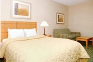 AmericInn Hotel & Suites Salina Image