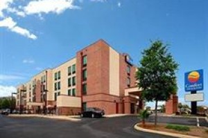 Comfort Inn & Suites Airport San Antonio Image