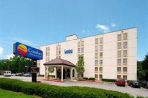 Comfort Inn & Suites College Park (Maryland) voted 3rd best hotel in College Park 
