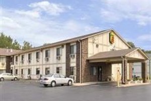 Comfort Inn & Suites East Moline voted  best hotel in East Moline