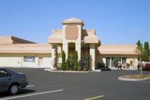 Comfort Inn & Suites Klamath Falls voted 8th best hotel in Klamath Falls