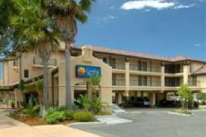 Comfort Inn & Suites Lamplighter Image