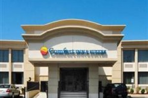 Comfort Inn & Suites Paramus NJ voted  best hotel in Paramus