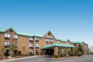 Comfort Inn Utica voted 2nd best hotel in Utica 