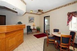 Fargo Comfort Inn West Image